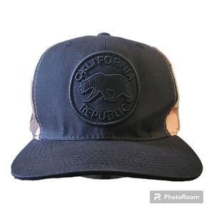 Top Level Snapback California Republic Trucker Hat One Size Black/Camo Mesh Cap